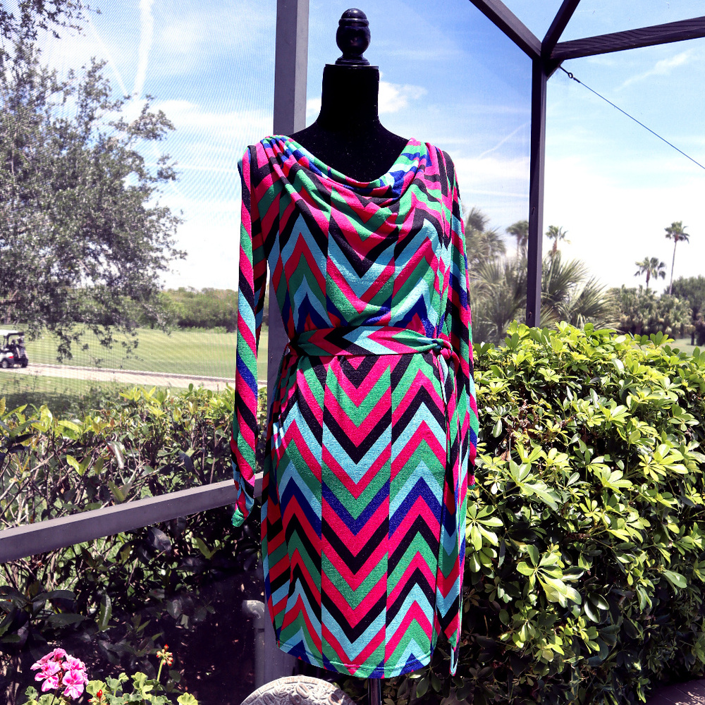 Forever 21 Multi-Color Zig Zag Belted Dress